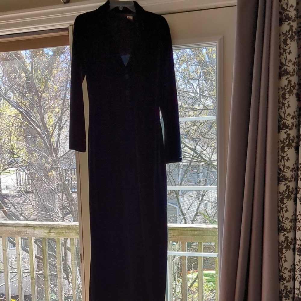 Elegant Black Maxi Dress